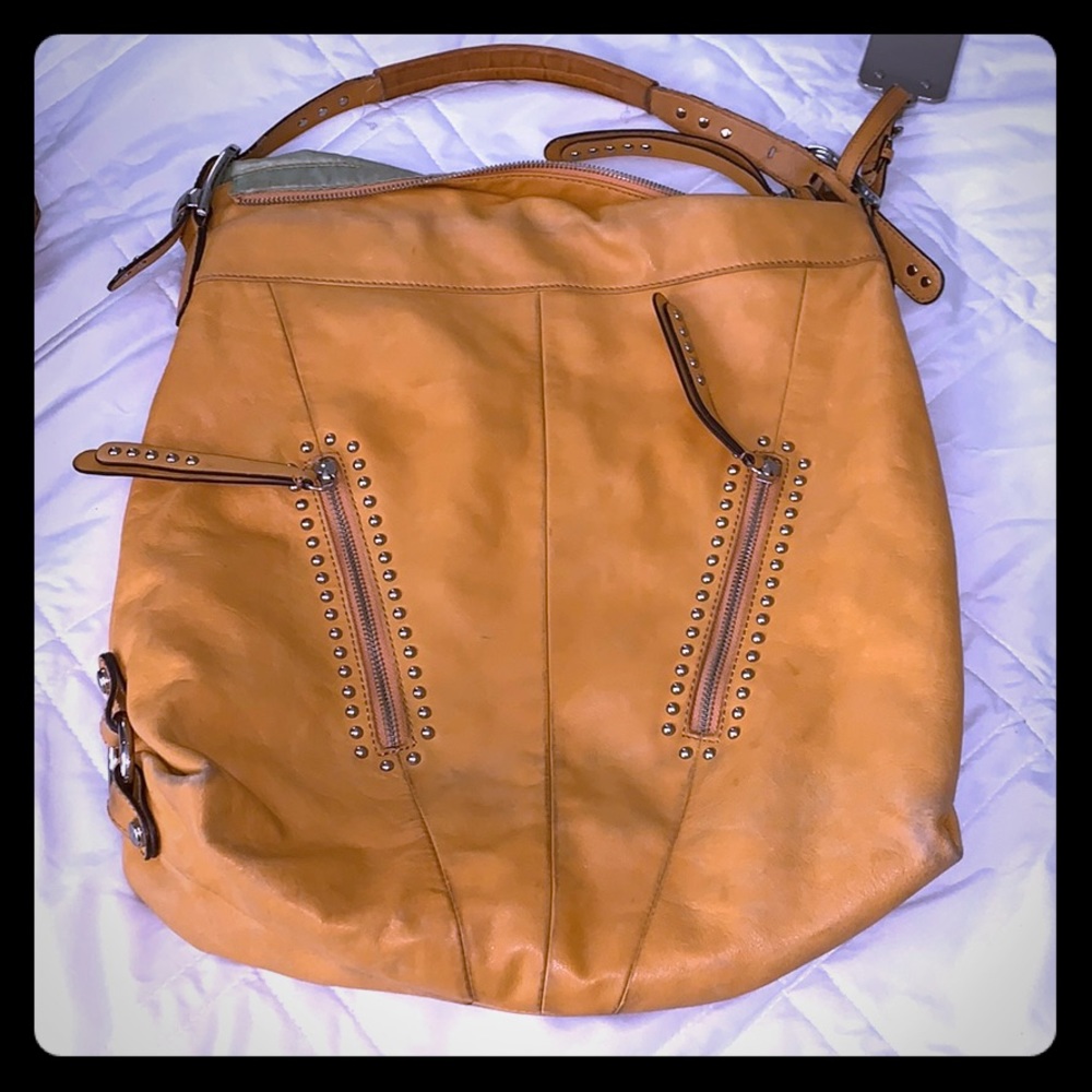 B. Makowsky Mustard yellow leather bag